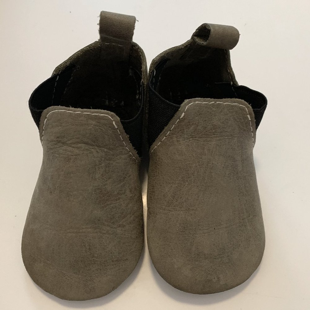 Freshly Picked Moss Green Chelsea Boots Size 4